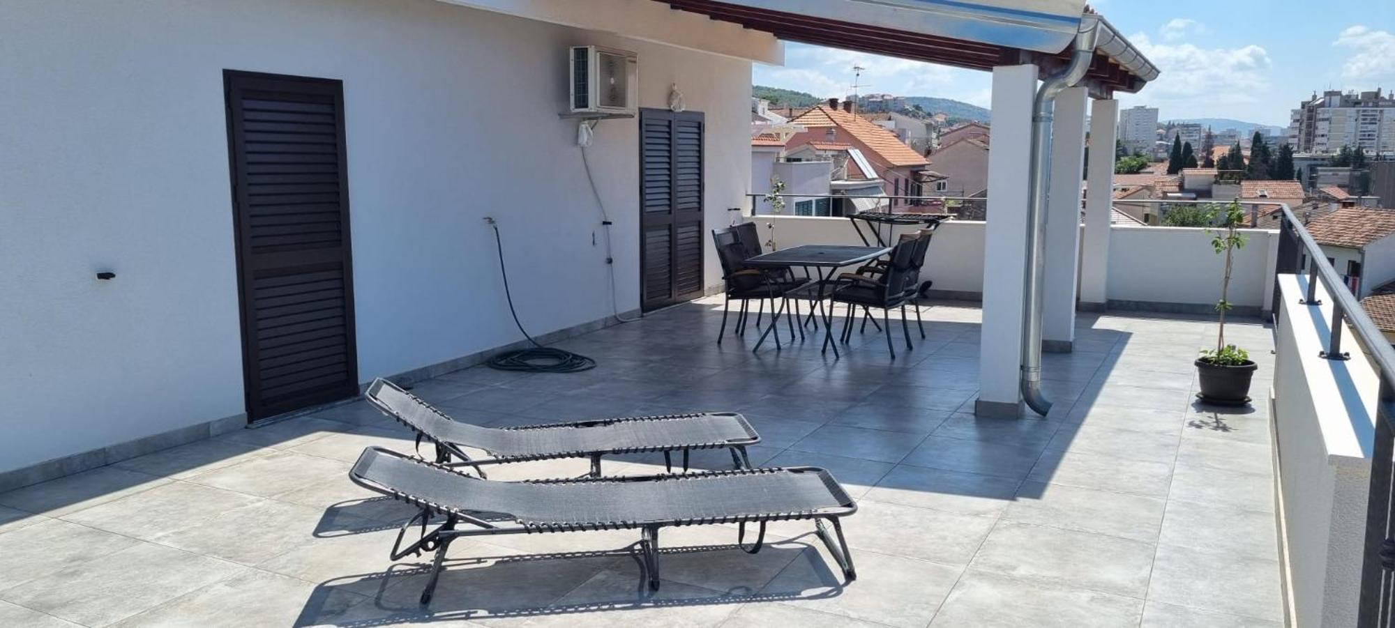 שיבניק Apartman Bebe In Old Town- With Free Parking מראה חיצוני תמונה